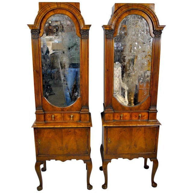 Wood 18th Century English Queen Anne Cabinets, 1712, Set of 2 For Sale - Image 7 of 7