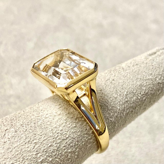 2020s Syna Yellow Gold Mogul Ring with Rock Crystal For Sale - Image 5 of 6