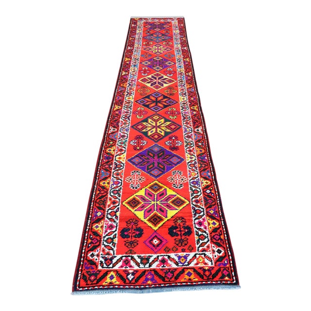 Late 20th Century Turkish Kilim Runner-2′9″ × 11′9″ For Sale