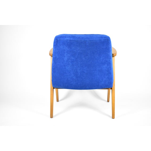 Oak 366 Armchair by J. Chierowski, 1960s For Sale - Image 6 of 12