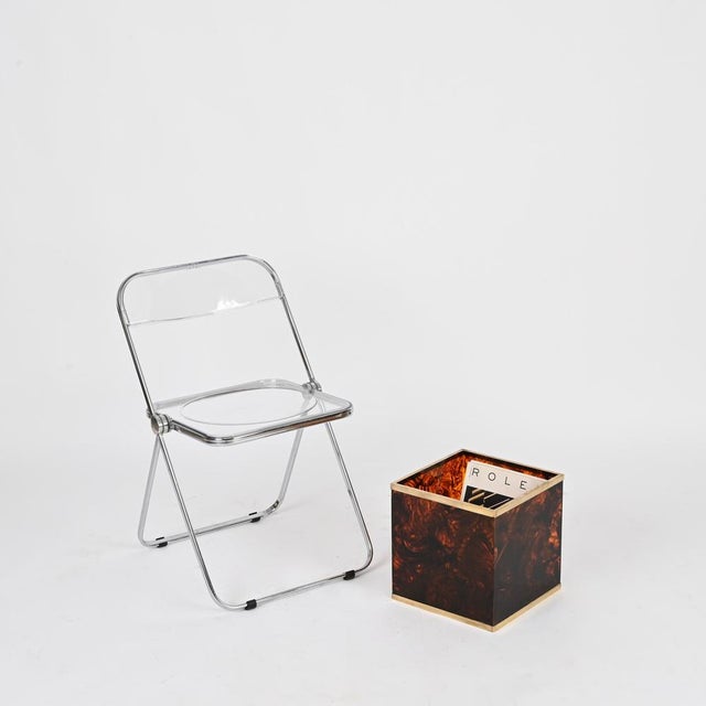 Tortoiseshell Effect Acrylic and Brass Cubic Magazine Rack from Dior, 1970s For Sale - Image 3 of 14