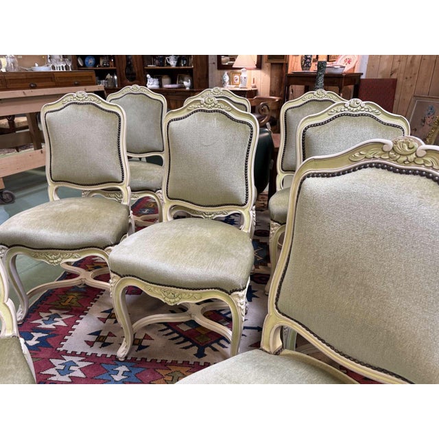 Set of 8 Louis XV style chairs from the 1970s in beech - H=95cm, H seat=46.5cm, D=43cm, W=50cm.