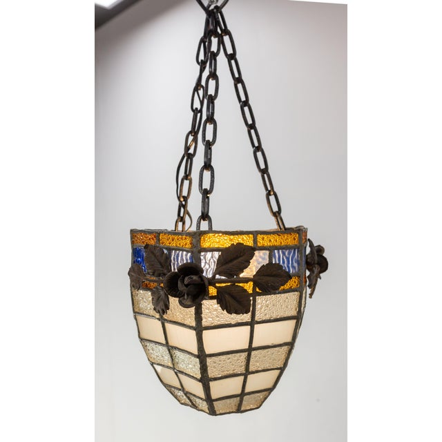 1930s French Art Deco Ceiling Lamp in Lead and Textured Glass, 1930s For Sale - Image 5 of 15