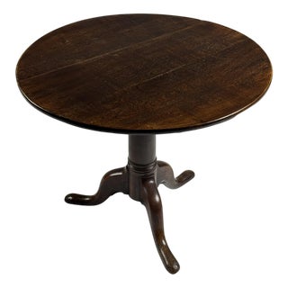 English Tilt Top Table in Oa For Sale