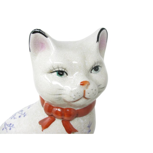 English Vintage Large Staffordshire Style Ceramic Cat on Pillow Sculpture For Sale - Image 3 of 13