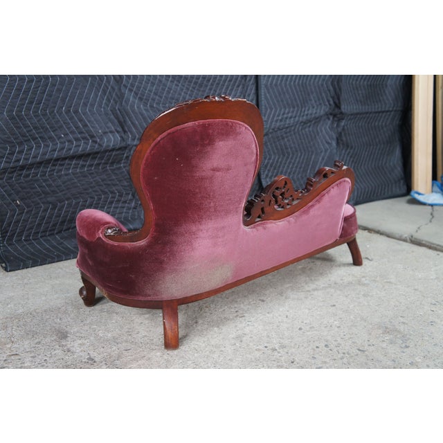 1970s Miniature Victorian Revival Red Velvet & Carved Mahogany Chaise Lounge Dog Bed For Sale - Image 9 of 13