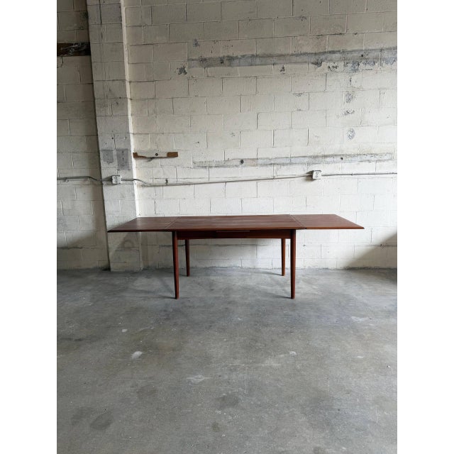 Mid-Century Modern Vintage Danish Teak Extension Dining Table Mid Century Modern Expandable Scandinavian For Sale - Image 3 of 10