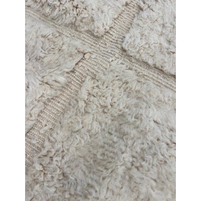 Large Moroccan Beni M’rirt Rug 7'10" X 11'6" – Luxury Handwoven Wool Carpet, Minimalist Cream High-End Design For Sale - Image 6 of 9