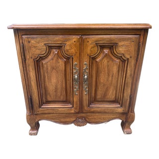 Vintage Drexel Heritage "South of France" Provincial Oak Accent Cabinet For Sale