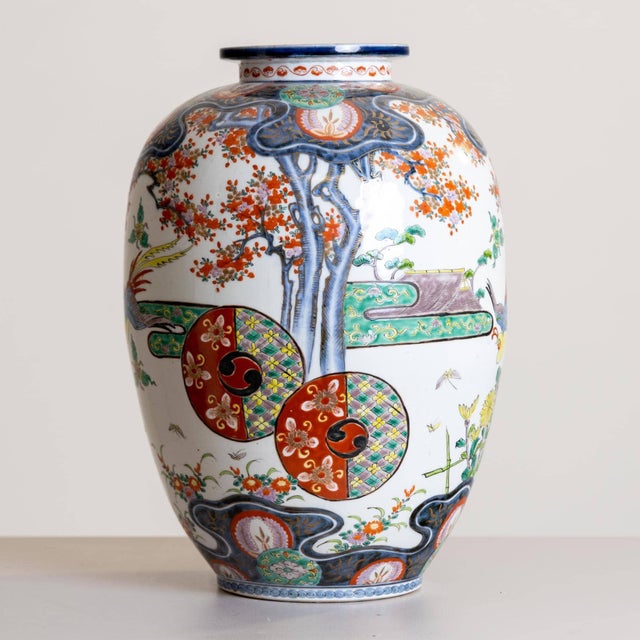 Pair of large Imari Porcelain Vases, Japan, Late 19th 20th Century For Sale - Image 9 of 18