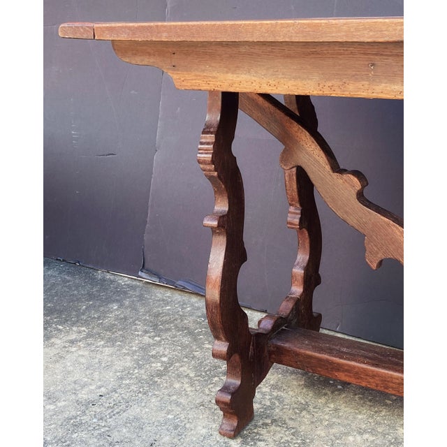 Wood Spanish Console Table of Hand Carved Oak From the Early 19th Century For Sale - Image 7 of 9