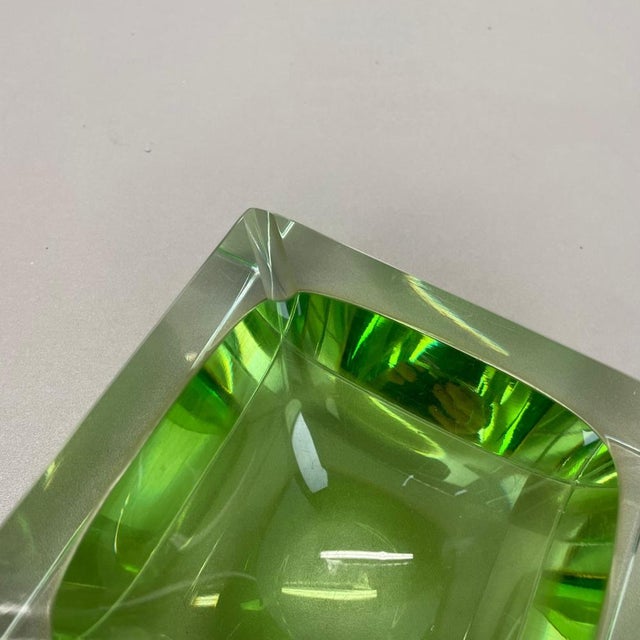 1970s Murano Green Glass Sommerso Ashtray by Flavio Poli, 1970s For Sale - Image 5 of 16