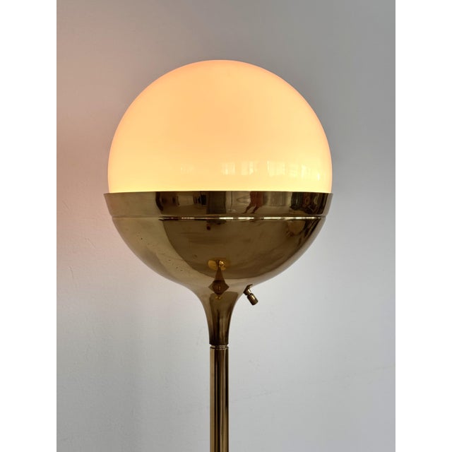 Brass and Glass Globe Floor Lamp from Vereinigte Werkstätten München, 1970s For Sale - Image 9 of 18