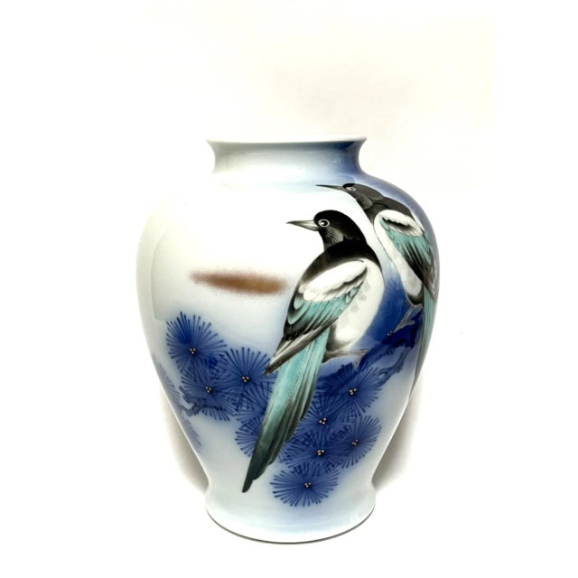 I have been interested in Fukagawa porcelains since 1990 and once in a great while an exceptional piece will come my way....