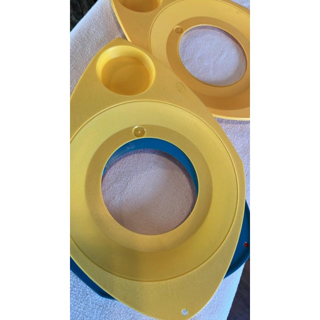 Yellow Vintage Better Maid Plastic Paper Plate & Cup Holders Set of 5 MCM BBQ Party For Sale - Image 8 of 10