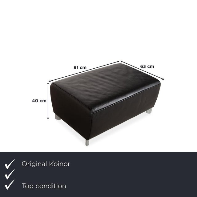 Here you get a compact ottoman from the Volare series by the German manufacturer KOINOR, the perfect addition to any...