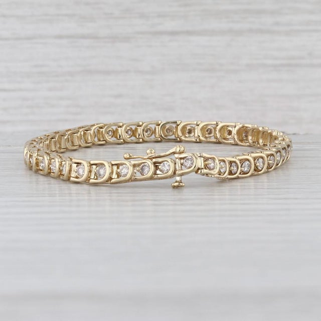 2010s 1.75ctw Diamond Tennis Bracelet 14k Yellow Gold 7" 4.7mm For Sale - Image 5 of 7