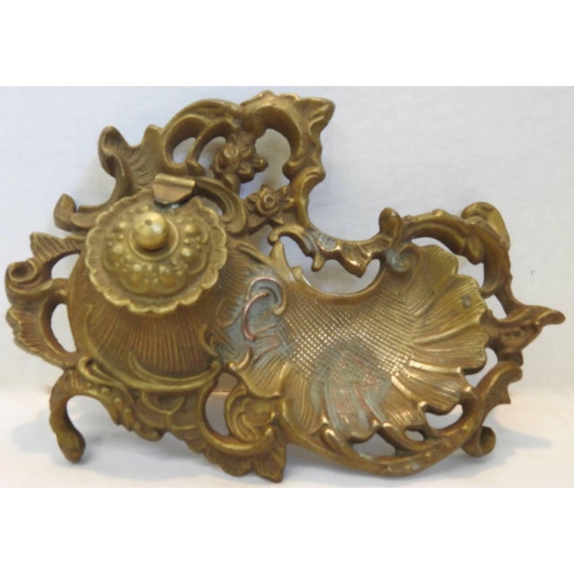 1900 - 1909 Art Nouveau Bronze Ink Well For Sale - Image 5 of 9