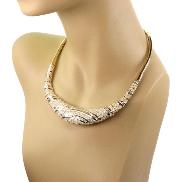 Estate 16 Carats Diamond 18k Gold Fancy Graduated Collar Necklace! For Sale - Image 4 of 4