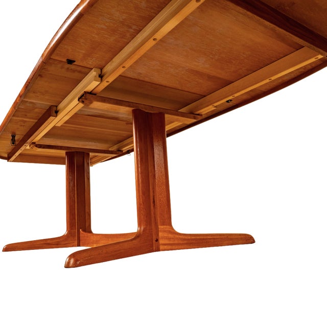 1980s Rasmus Danish Modern Teak Extension Dining Table 2 Leaves Denmark MCM 98.5" For Sale - Image 4 of 18