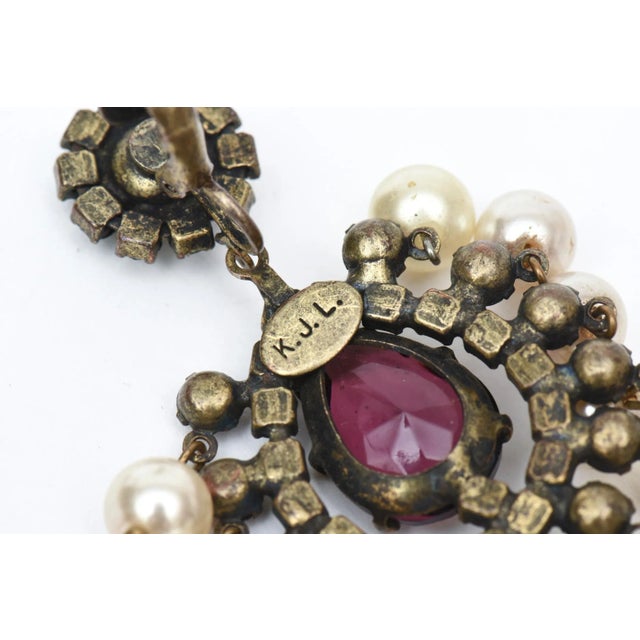 Vintage Kenneth Jay Lane Green, Purple Pearl Dangle Chandelier Clip On Earrings - 2 Pieces For Sale In Miami - Image 6 of 7