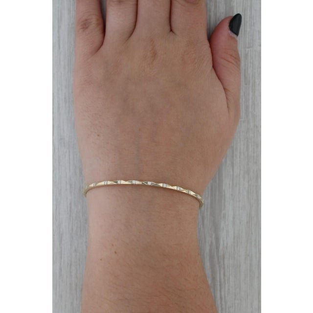 New 0.16ctw Diamond Flexible Bangle Bracelet 14k Yellow Gold 6.75" For Sale In Greensboro - Image 6 of 7