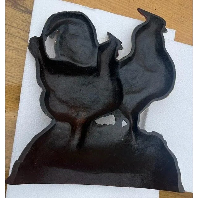 Rustic 20Thc Original Painted Rooster Doorstop For Sale - Image 3 of 5