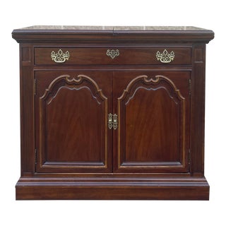Vintage Thomasville Chippendale Mahogany Flip Top Server or Bar For Sale