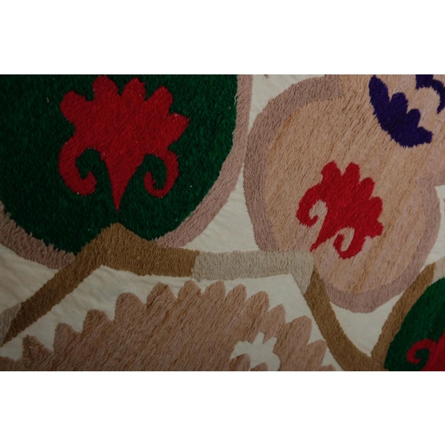 Suzani Wall Hanging Decor - Uzbek Textile 3'11'' X 3'11'' For Sale - Image 6 of 10