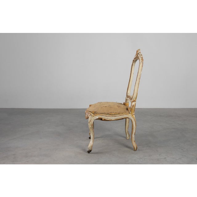 French Louis XV Chairs in Carved Wood, Set of 2 For Sale - Image 6 of 11