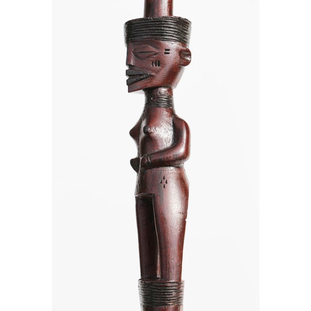 Lwena Anthropomorphic Female Axe, Angola, Mid 20th Century For Sale - Image 13 of 13
