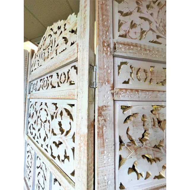 1960's Whitewashed Moroccan Style Pierced Wood 4-Panel Floor Screen For Sale In West Palm - Image 6 of 13