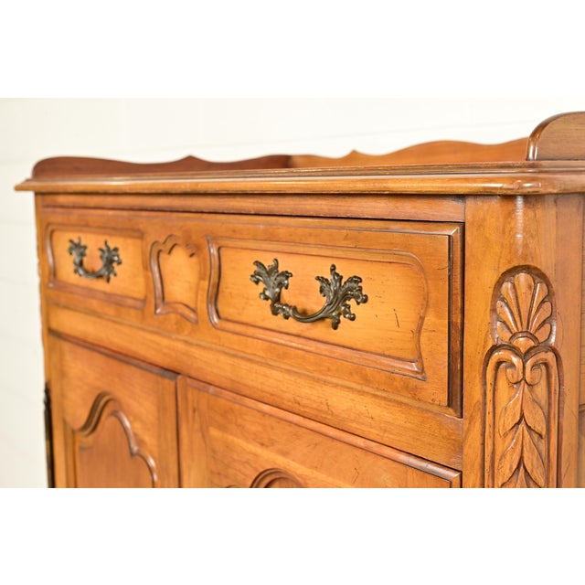 French Provincial Louis XV Fruitwood Gentleman's Chest by Fancher, Circa 1940s For Sale - Image 11 of 17