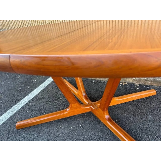 Mid 20th Century Interform Collection Mid Century Danish Teak Oval Extension Dining Table & 2 Leaves For Sale - Image 4 of 12