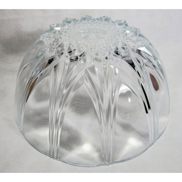 Mid 20th Century Vintage Anchor Hocking Clear Oyster and Pearl Depression Glass Bowl For Sale - Image 5 of 14