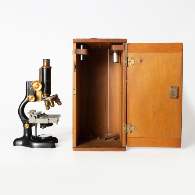 Antique Bausch and Lomb microscope in case. In great condition still. Would make a great piece of decor in an office.