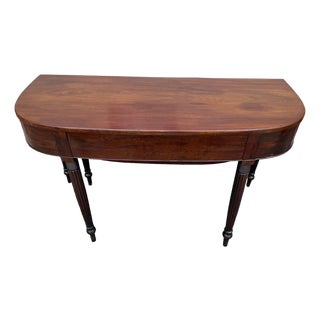 Antique English Federal Style Mahogany Gate Leg Dining Table For Sale