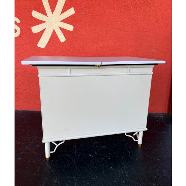 Hollywood Regency Expandable Server Attr to Ficks Reed For Sale - Image 13 of 16