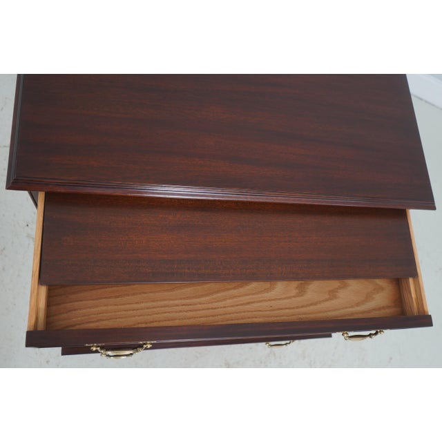 Henkel Harris Henkel Harris 4-Drawer Mahogany Bachelor Chest For Sale - Image 4 of 17