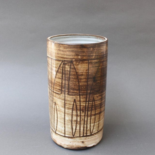 Mid-century ceramic vase by J acques Pouchain / Atelier Dieulefit (circa 1960s). Classic cylindrical vase in Pouchain's...