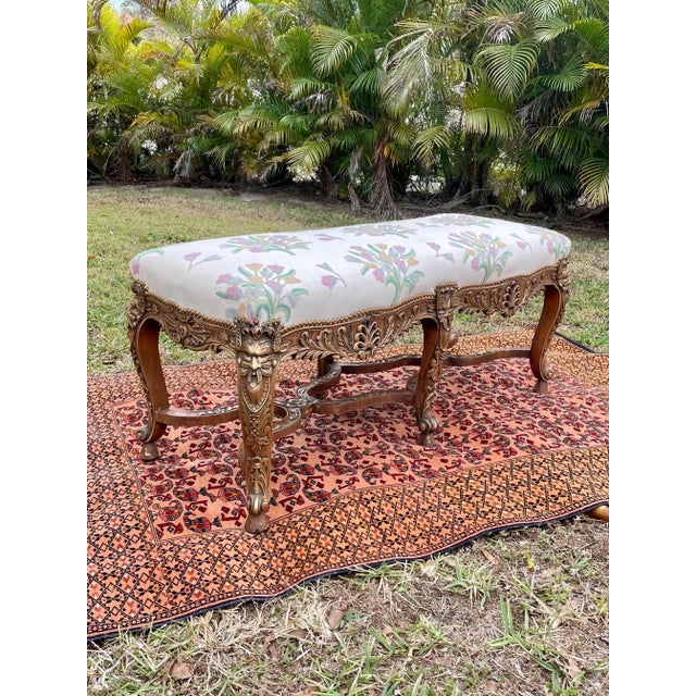 19th Century French Louis XIV Style Giltwood Carved Window Bench 19th Century. For Sale - Image 5 of 9