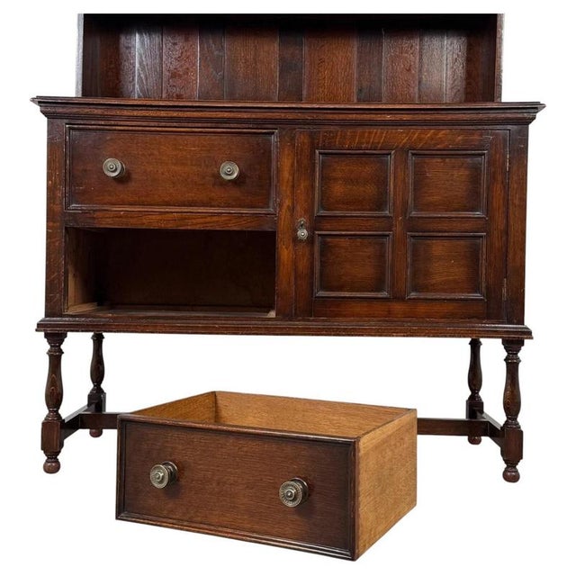 Early 20th Century English Oak Dresser For Sale - Image 4 of 13