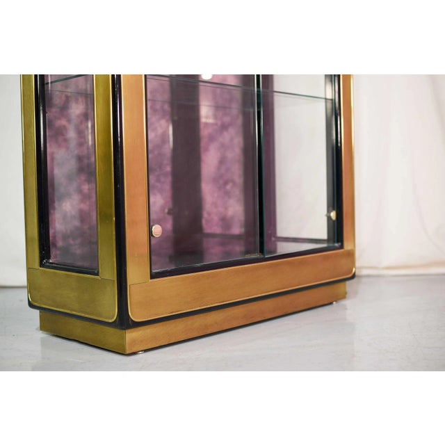 Brass 1970s Mirrored & Brass Curio Vitrine Display Cabinets by Mastercraft - a Pair For Sale - Image 8 of 12