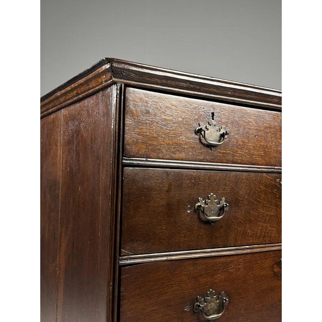 Georgian Chest of Drawers, 18th Century For Sale - Image 3 of 18