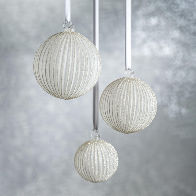 Contemporary Glittering Elegance 6-Piece Silver Glass Ball Ornament Set, 4" For Sale - Image 3 of 3