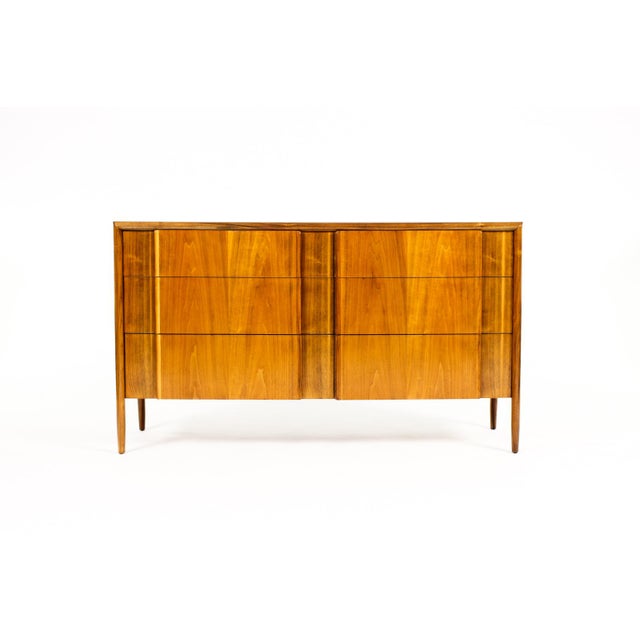 Mid-Century Modern 1960s Danish Modern Mid Century Walnut Low Dresser — Barney Flagg for Drexel Parallel — 6 Drawers For Sale - Image 3 of 9