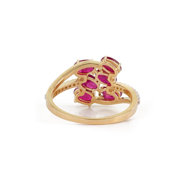 1.74ct Oval Ruby and Diamond Accent Cluster Ring in 14k Yellow Gold Size 8 For Sale - Image 9 of 17
