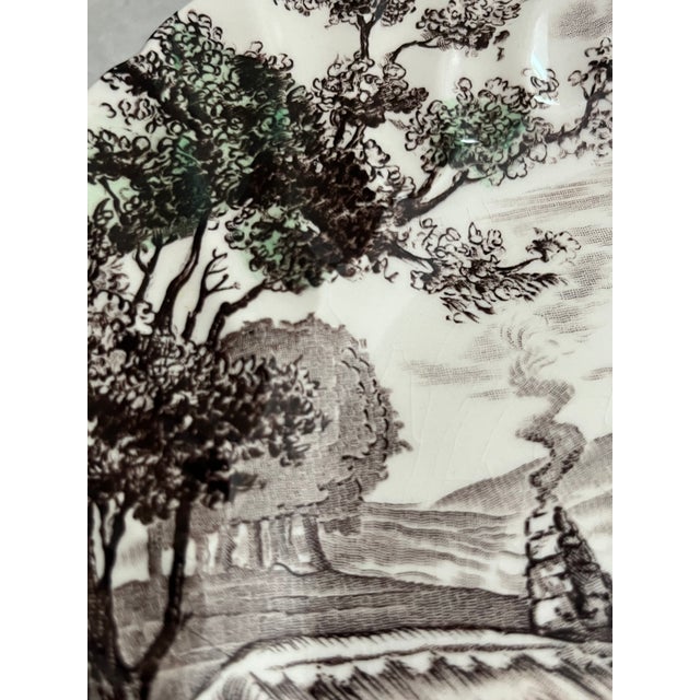 English Early 20th Century Yorkshire Ironstone Plates - a Pair For Sale - Image 3 of 10