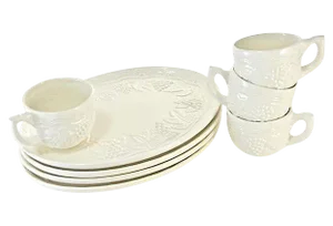 Antique White Grape Tray With Cup - Set of 4