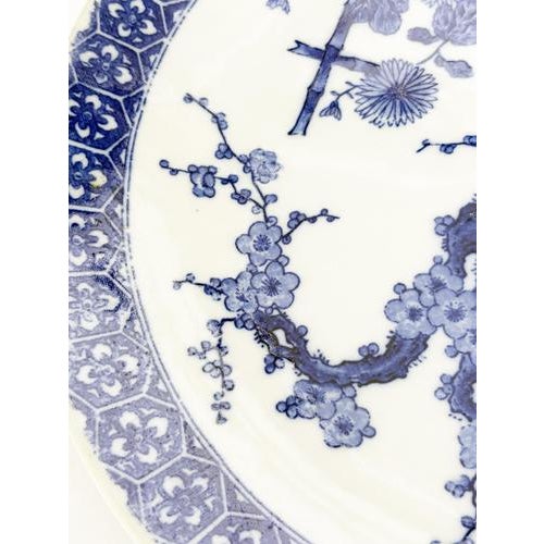 Blue Chinese Porcelain Dish with Blue Floral Motifs, 19th Century For Sale - Image 8 of 12